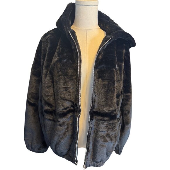 NWT Pretty Little Thing Small Faux Fur Hooded Jacket Black Plush Polyester - Picture 9 of 16